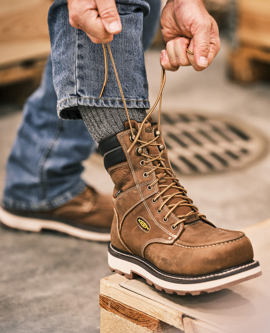 Keen Men's Cincinnati 8" Waterproof 90° Heel Boot (Carbon Toe) | Belgian/Sandshell