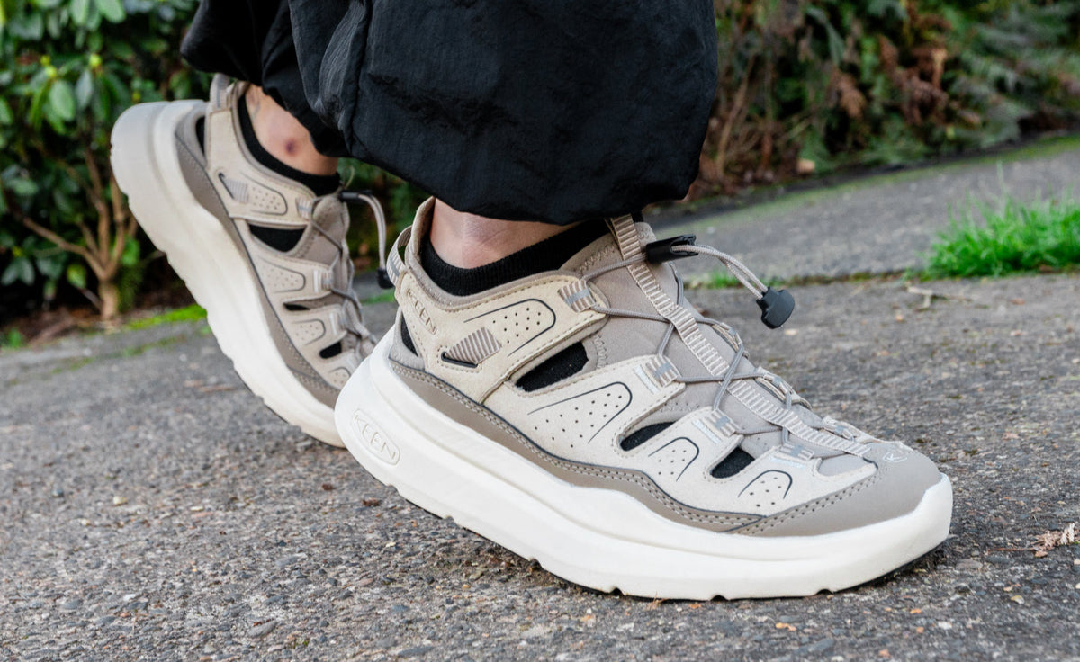 Keen Men's WK450 Walking Sandal | Plaza Taupe/Black