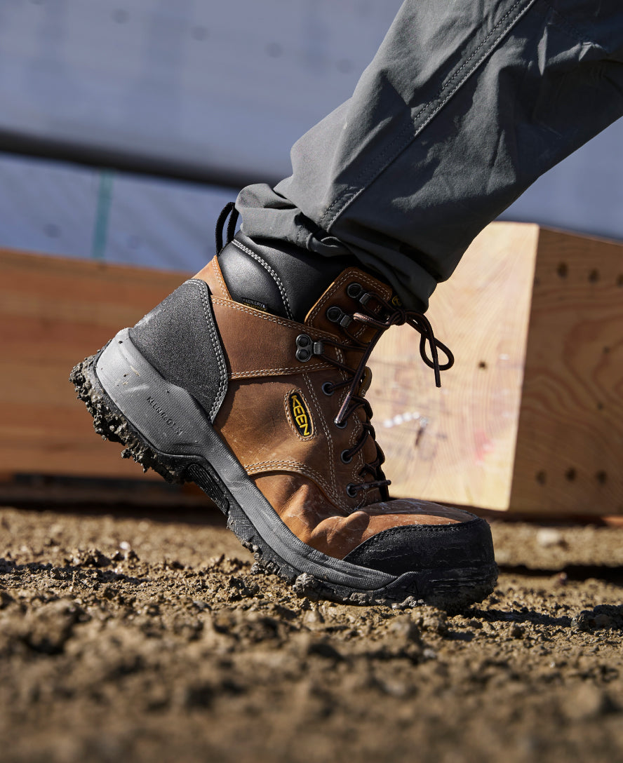 Keen Men's Evanston 6" Waterproof Boot (Carbon Toe) | Bison/Black