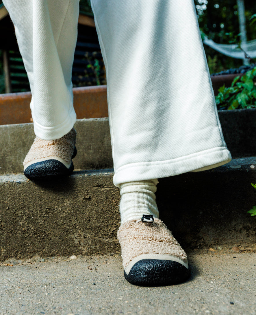 Keen Women's Howser III Slide | Plaza Taupe/Black