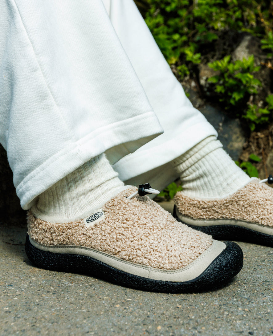 Keen Women's Howser III Slide | Plaza Taupe/Black
