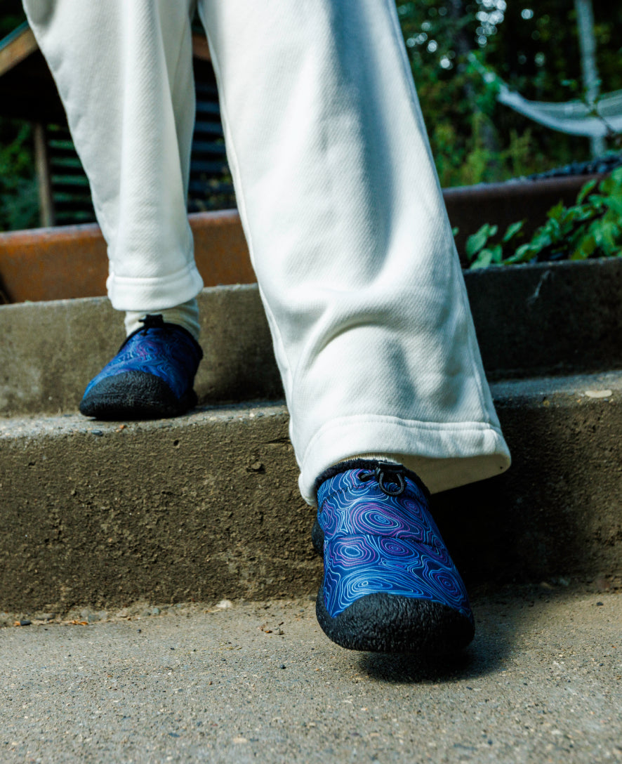 Keen Women's Howser III Slide | Black/Blue Atoll