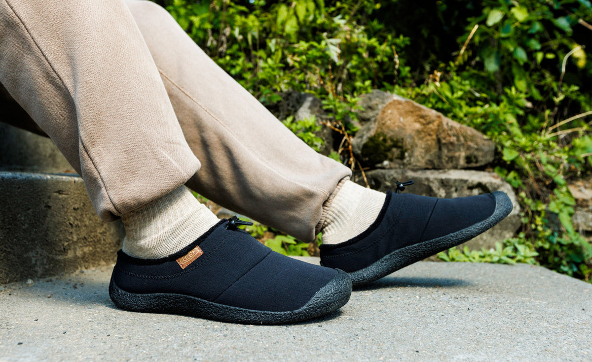 Keen Men's Howser III Slide | Black/Black Recycled