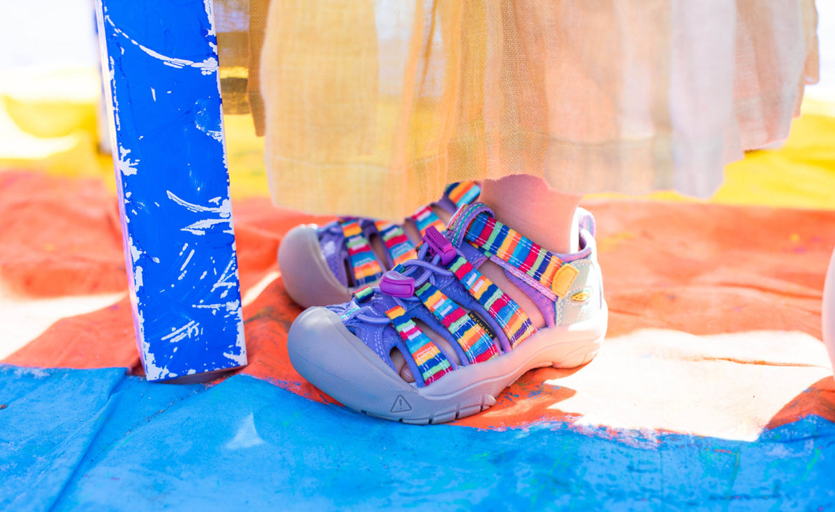 Keen Big Kids' Newport H2 Sandal X Iro To Ikiru Wo Tukuru Fuku | Iro To Ikiru Wo Tukuru Fuku