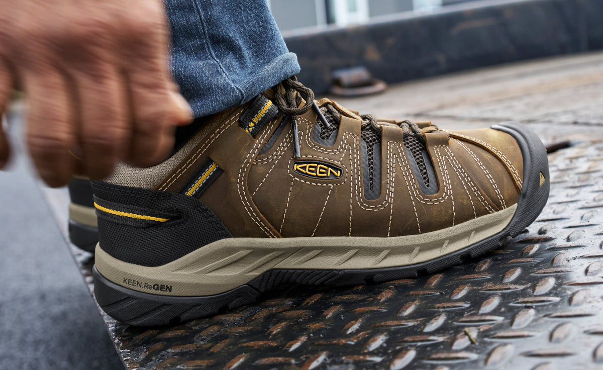 Keen Men's Flint II (Soft Toe) | Cascade Brown/Golden Rod