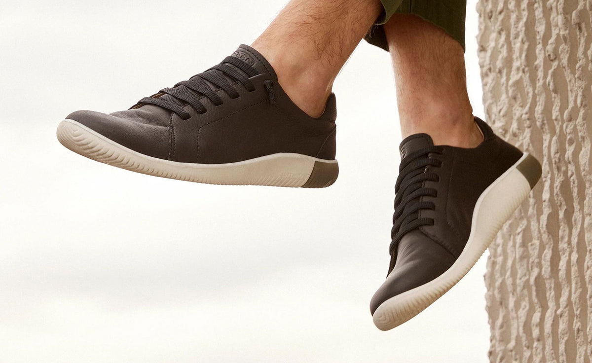 Keen Men's KNX Leather Sneaker | Black/Star White