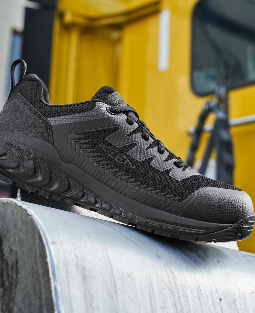 Keen Women's Arvada ESD Work Sneaker (Carbon Toe) | Black/Black