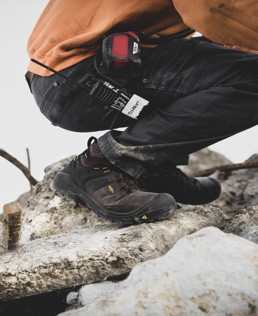 Keen Men's Dover 6" Waterproof (Carbon Toe) | Dark Earth/Black