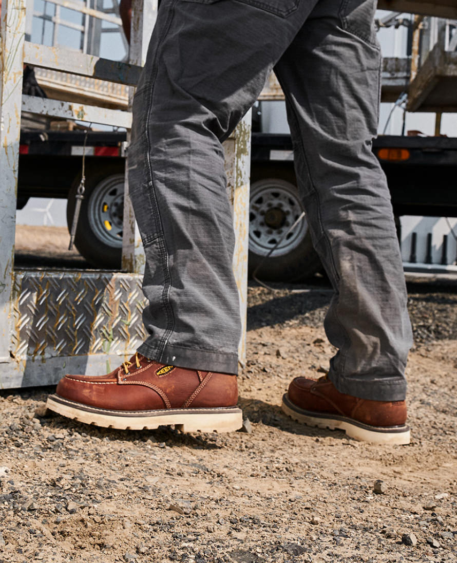 Keen Men's Cincinnati 6" Waterproof 90° Heel Boot (Carbon Toe) | Belgian/Sandshell