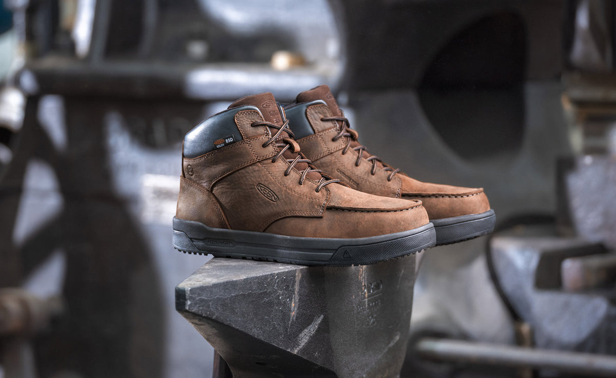 Keen Men's Gibson ESD Boot (Carbon Toe) | Cascade Brown/Black