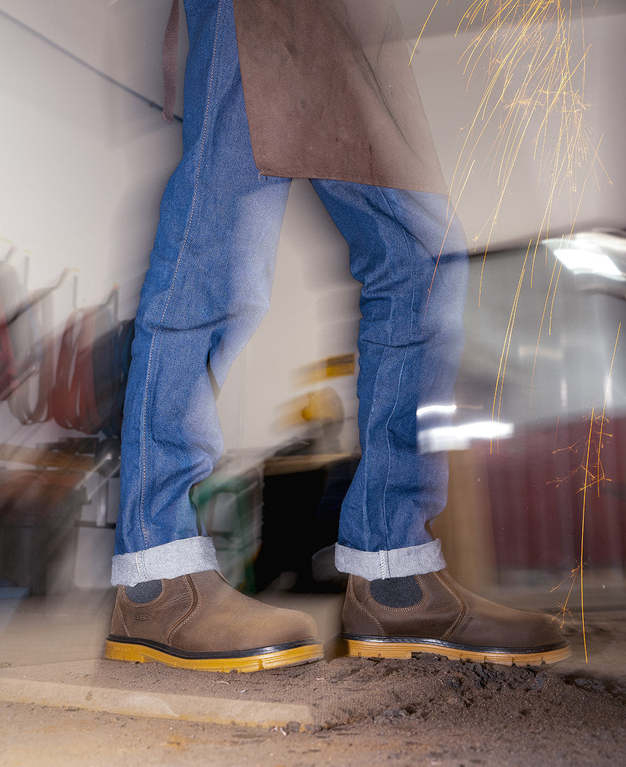 Keen Men's San Jose Chelsea 90° Heel Boot (Aluminum Toe) | Cascade Brown/Gum