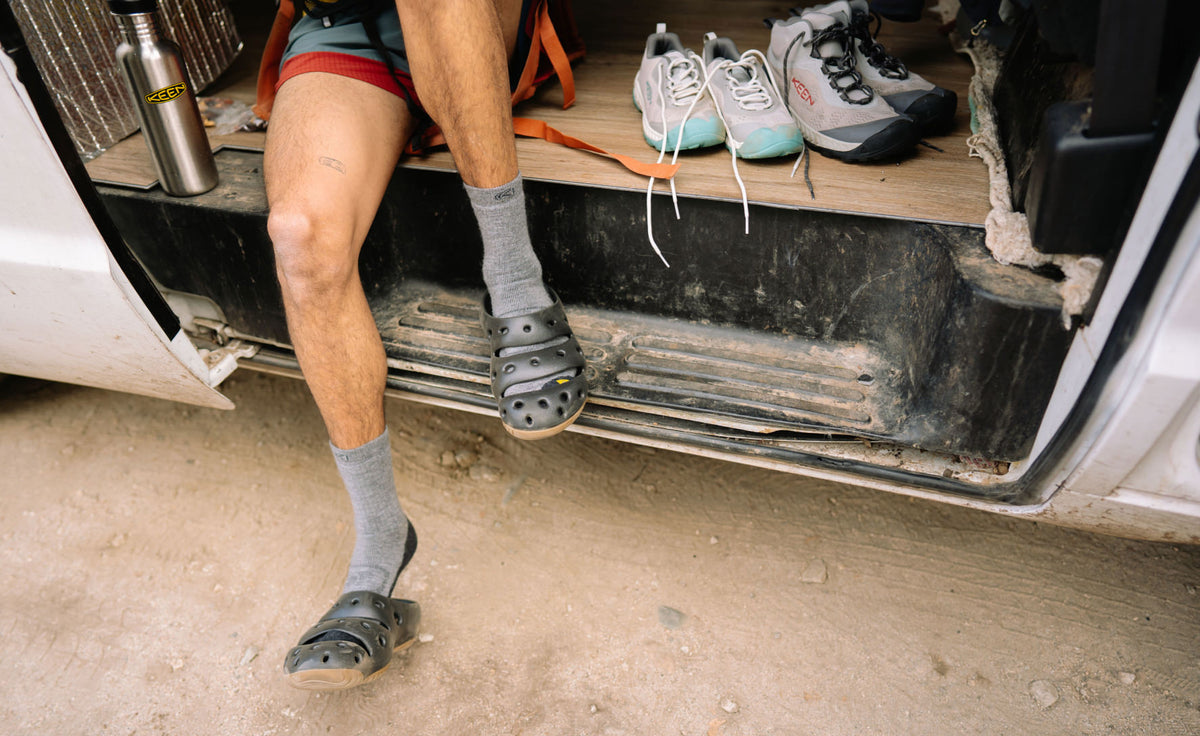 Keen Men's Yogui Clog | Black/Magnet