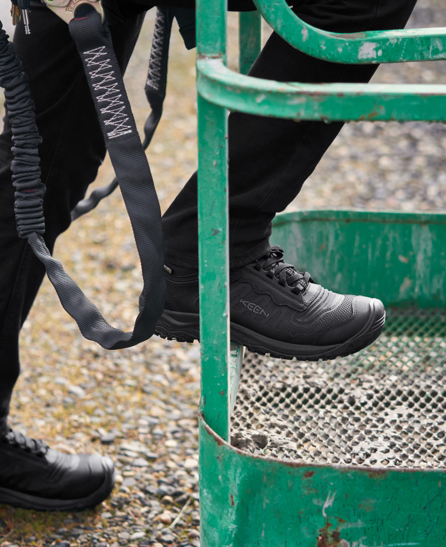 Keen Men's Reno Waterproof Mid (Soft Toe) | Black/Black