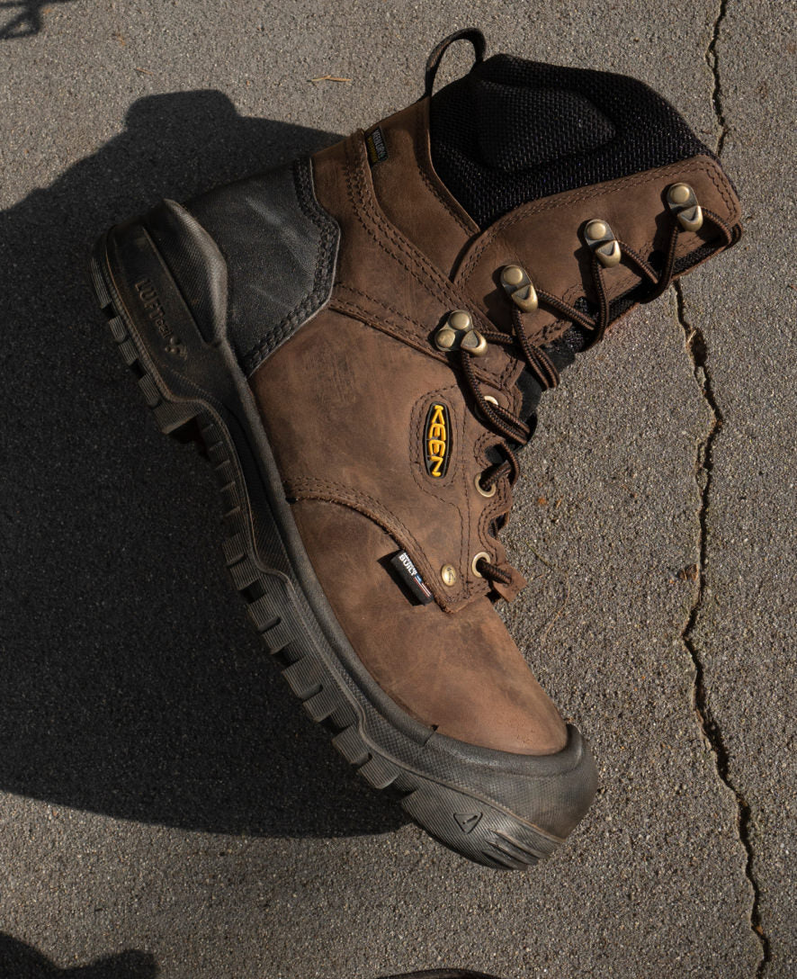 Keen Men's Independence 8" Insulated Waterproof Boot (Carbon Toe) | Dark Earth/Black