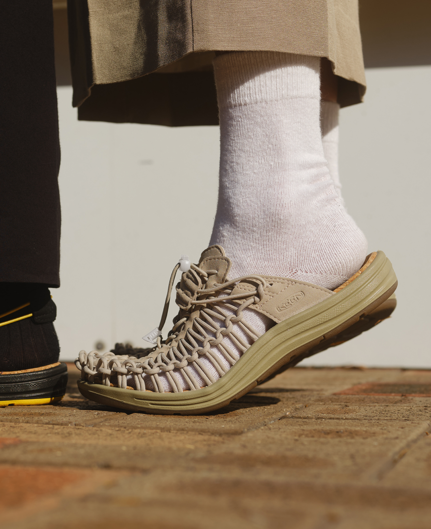 Keen All Gender UNEEK II Convertible | Plaza Taupe/Plaza Taupe